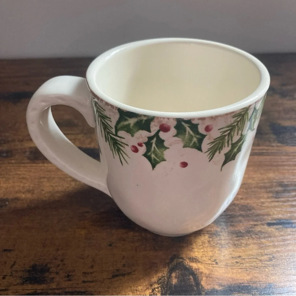 Pier One  Winter's Wonder Mug Mint Condition